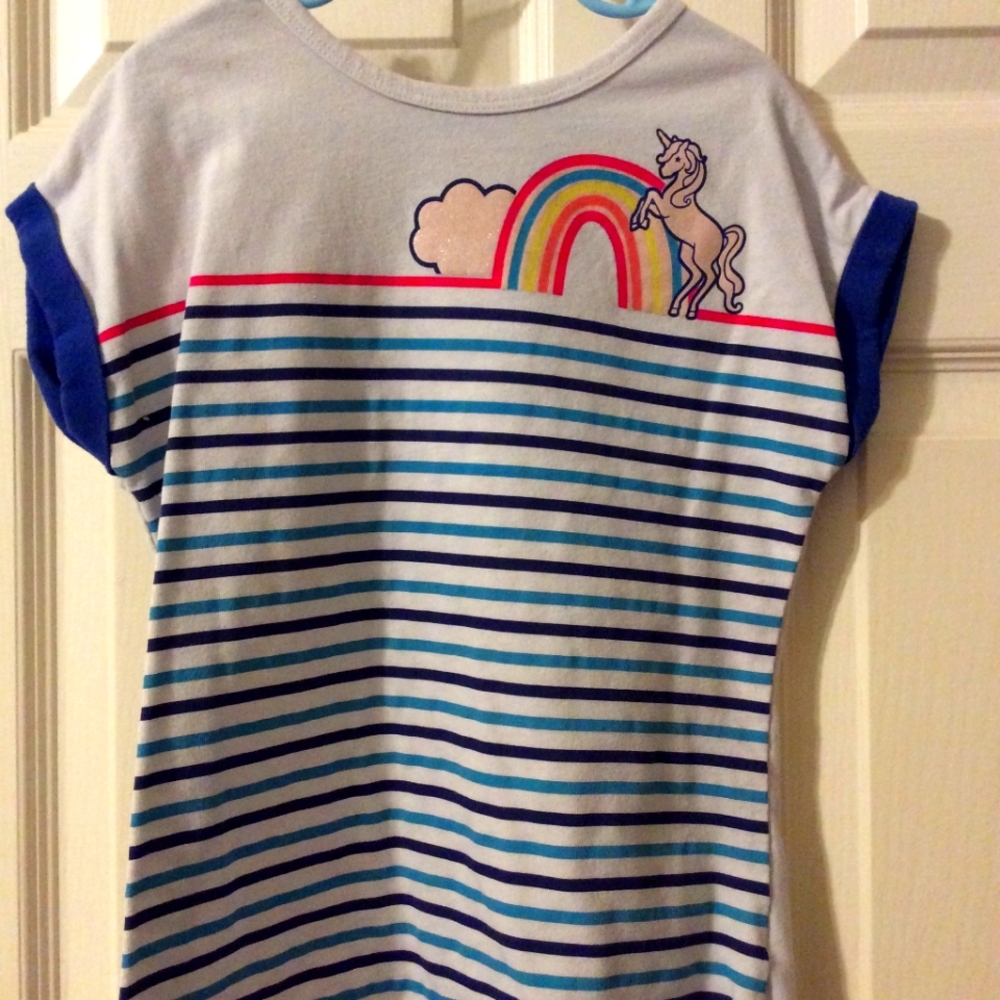 Size 8 unicorn shirt